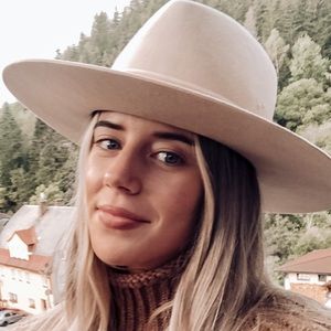Meet your Posher, Sydney